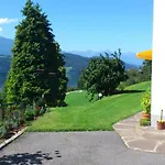 Daire Seeblick Lober Döbriach